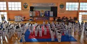 Muchos practicante de taekwondo de distintos piases