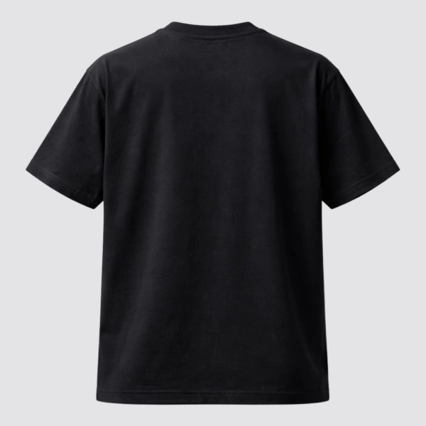 remera negra