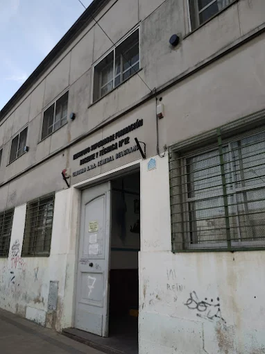 entrada al instituto