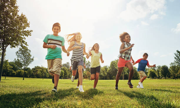 niños corriendo